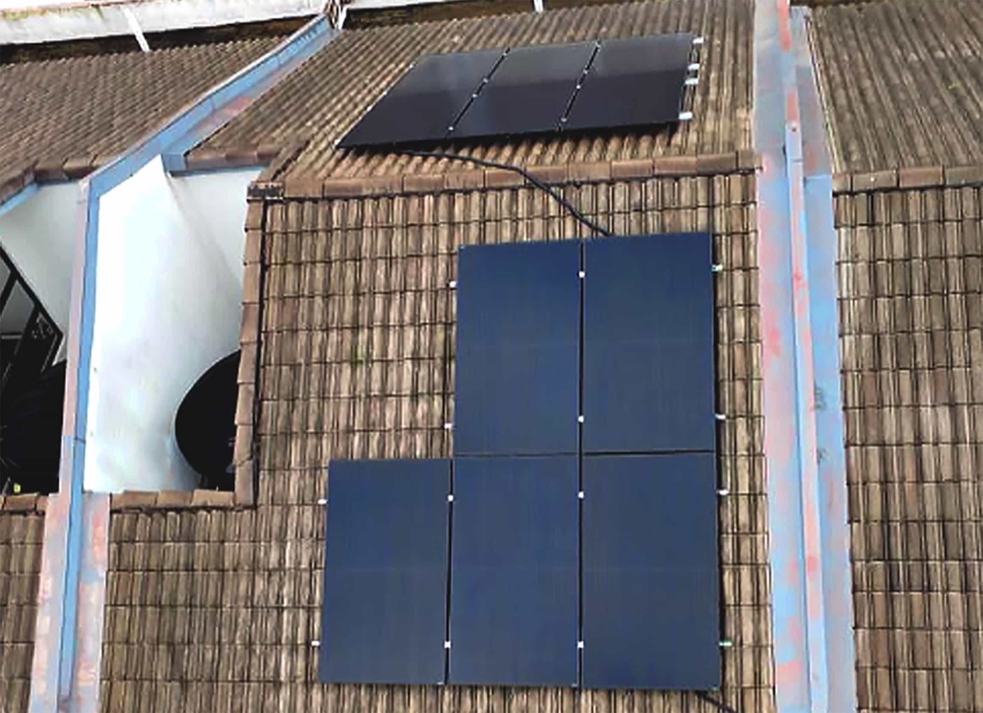 Emit Solar installation, 11 panels